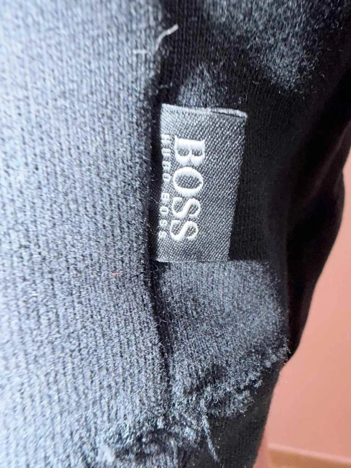 Petit pulôver Hugo Boss, tamanho M para homem. Em ótimo estado. – photo 6